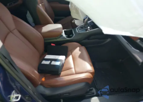 2022 Subaru Outback Touring z USA, uszkodzony, nr VIN 4S4BTAPC9N3140314